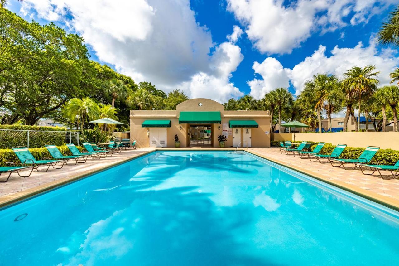 Luxurious And Cozy Townhouse 3 Bedrooms 2.5 Bath Miami Bagian luar foto